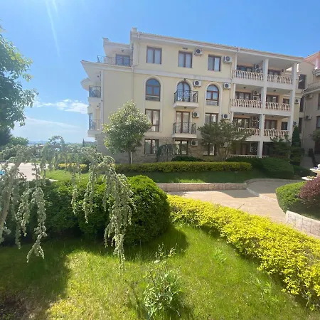 Royal Bay 6 Sea View Święty Włas